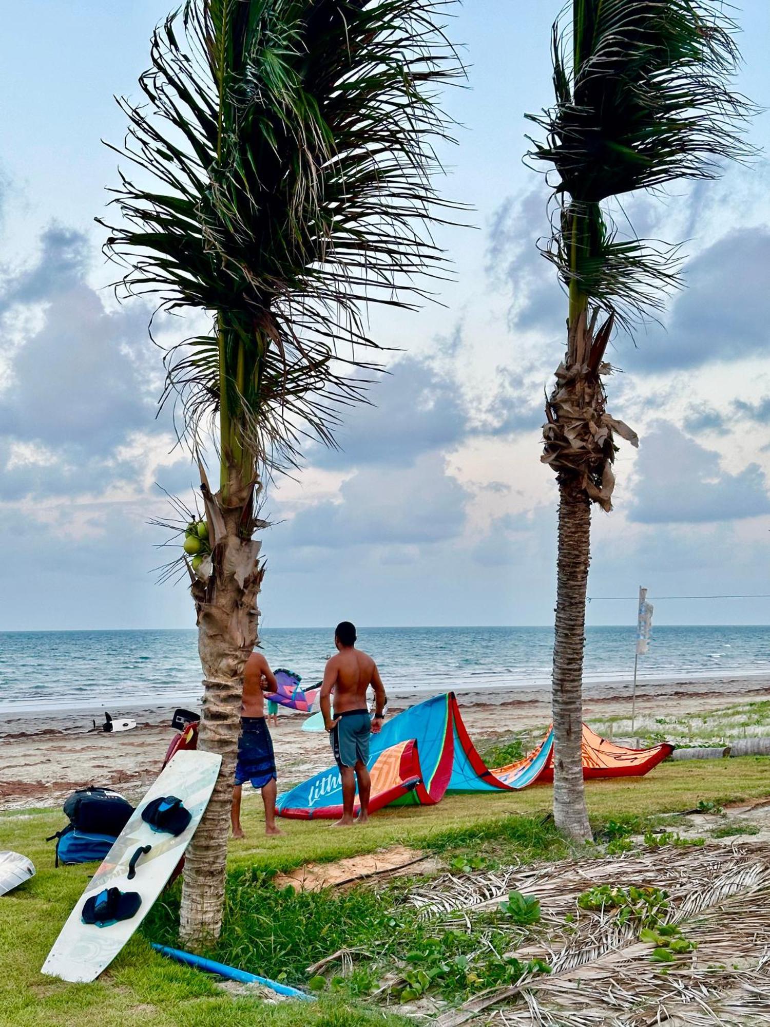 Seu Pedro Lounge Praia - Pousada E Kite Center Ікапуї Екстер'єр фото