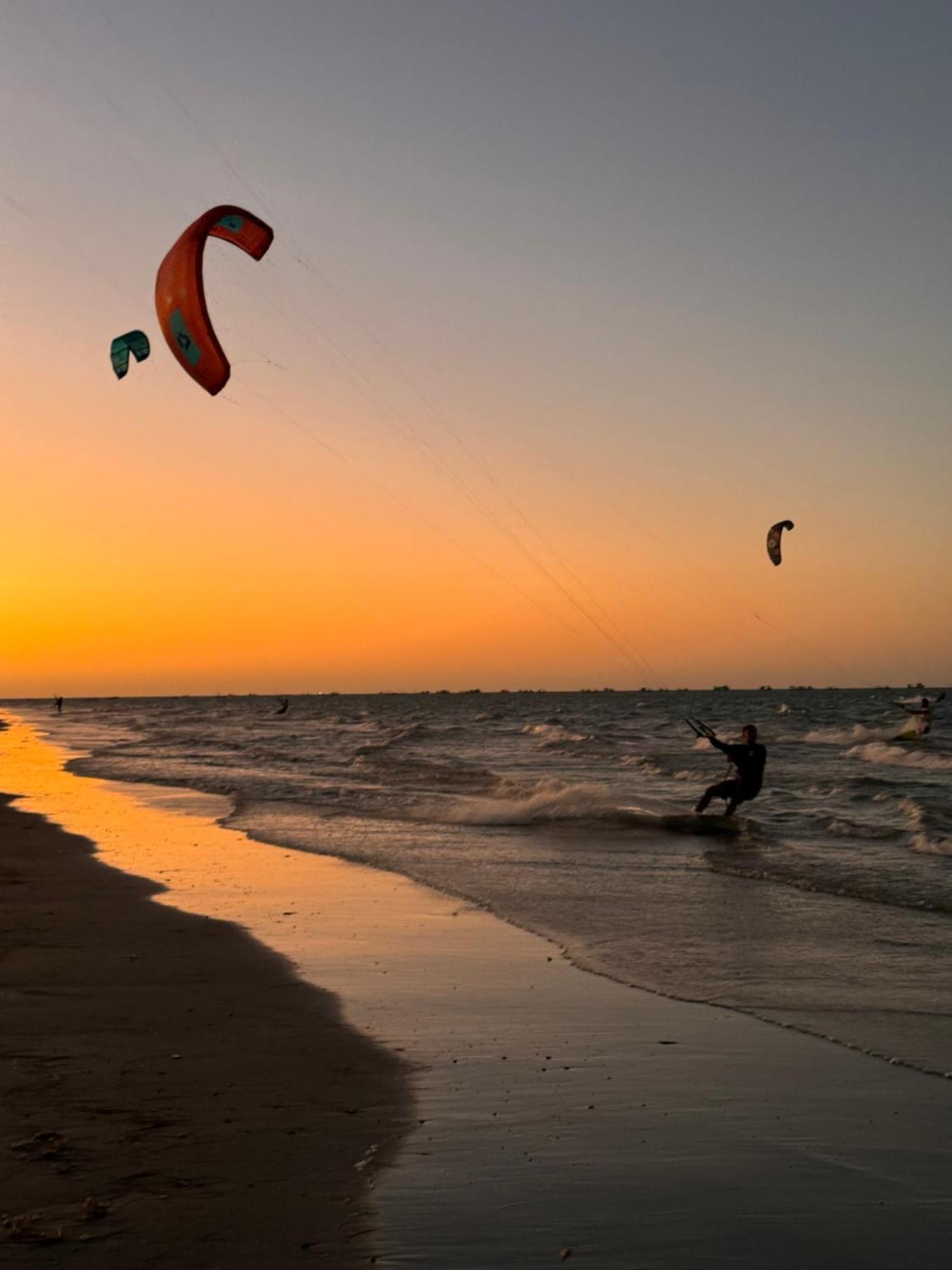 Seu Pedro Lounge Praia - Pousada E Kite Center Ікапуї Екстер'єр фото